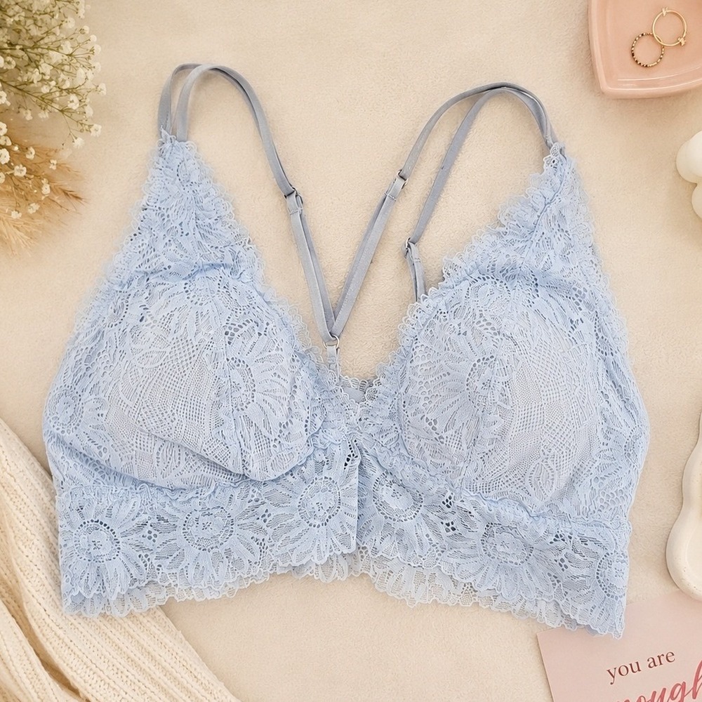 Aerie Lace‎ Padded Bralette Light Blue Floral Adjustable Straps size Medium
